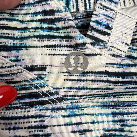 Lululemon 6 Sports Bra Pure Practice Blurry Belle Sea Mist Luxtreme Med Support - Picture 8 of 13